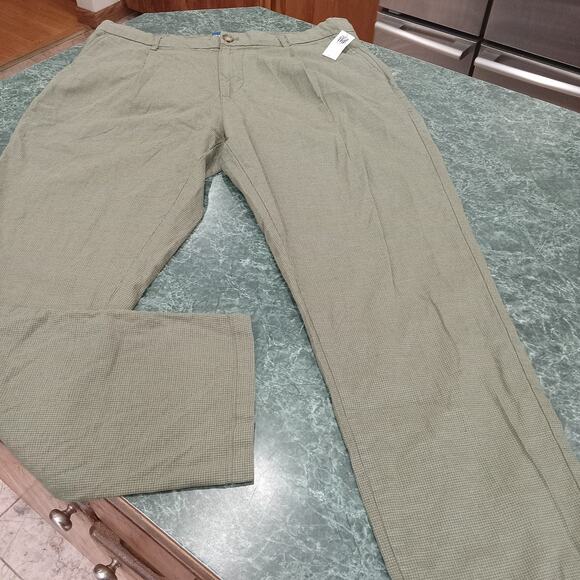 Men Old Navy Size XL Linen Cotton Blend Loose Taper Chino Pants Olive Green NWT - Picture 1 of 12